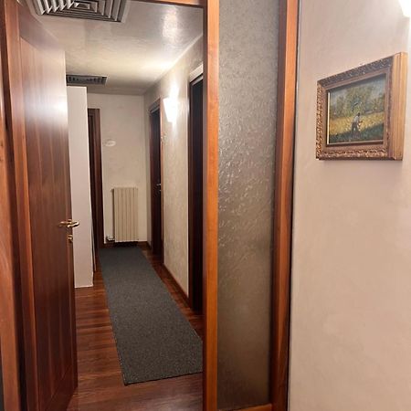 Bed and Breakfast Residenza Borgo San Rocco SantʼAmbrogio di Valpolicella Exterior foto